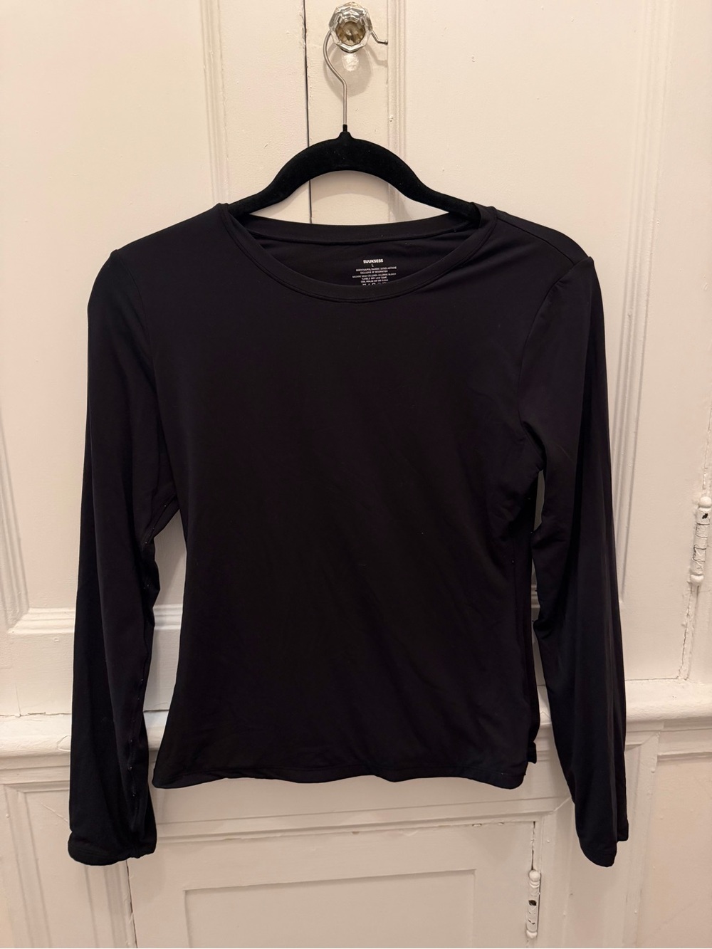 Black Long-Sleeve Double Lined Crewneck Top - Unbranded